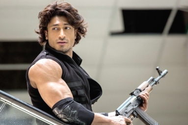 Commando 2 Movie Review