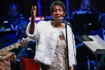 how old is Aretha Franklin, Aretha Franklin died, aretha franklin gravely ill with cancer reports, Aretha franklin