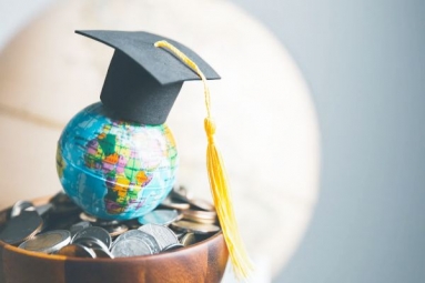Indian Students Going Abroad Drop 31% In Two Years