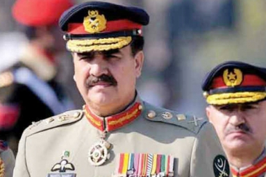 US congratulates Pakistan&#039;s new army chief!