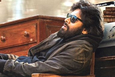 First Look: Pawan Kalyan&#039;s Vakeel Saab