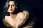 Vidya Balan latest, Vidya Balan news, vidya balan turns ultra sensuous, Kahaani