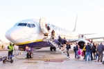 Boarding airplane news, Boarding airplane updates, why do passengers only board airplanes from the left side, Un staff