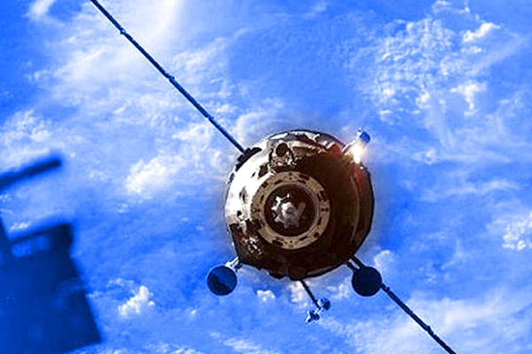 Progress M-27M spacecraft burnt in Atmosphere!},{Progress M-27M spacecraft burnt in Atmosphere!