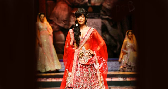 Chitrangada steals the show for Suneet Varma},{Chitrangada steals the show for Suneet Varma