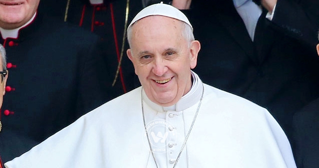 Pope kicks off peace vigil},{Pope kicks off peace vigil