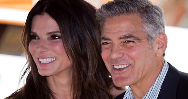 Sandra Bullock And George Clooney holidaying together?},{Sandra Bullock And George Clooney holidaying together?